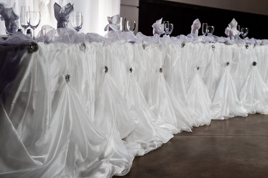 A grand wedding head table