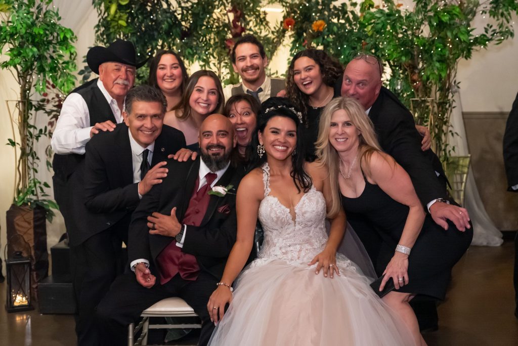 Fun Family Wedding Photos