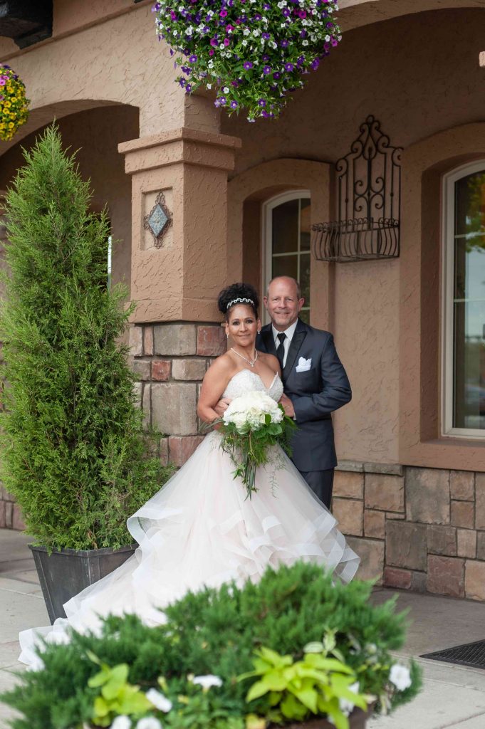 Outdoor wedding photography Denver